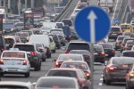 Форсаж в стилі полунички: у Дніпрі хитра повія викрала Audi клієнта, поки він натягував штани