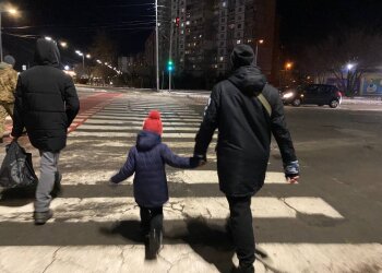 Українці, зима, дитина, фото: Знай.ua