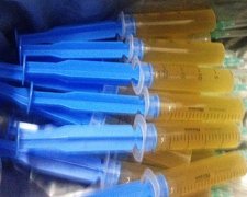У медичному закладі виготовляли фальсифіковані ліки (фото)