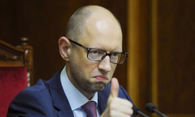 Яценюк готується до інвестиційної конференції в США