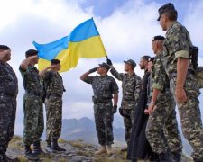 Как украинцы поздравили защитников в разных городах: видео