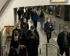 Перші побачення киян потрапили на карту метро: впізнай себе