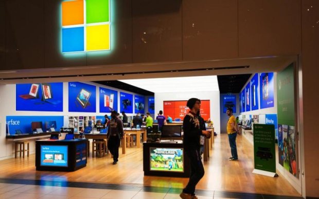 Microsoft ударила сотрудникам по карману