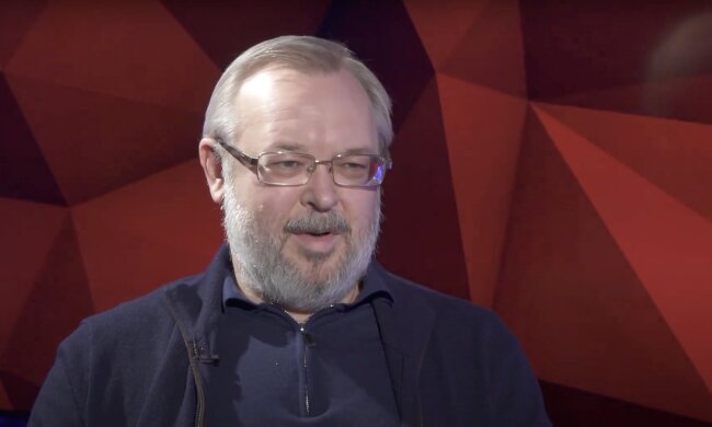 Андрей Ермолаев