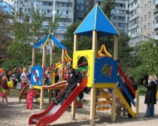 Просто кошмар! Отморозок хотел расстрелять детей из автомата
