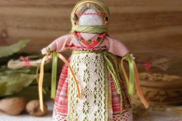 Лялька-мотанка, зображення з вільних джерел