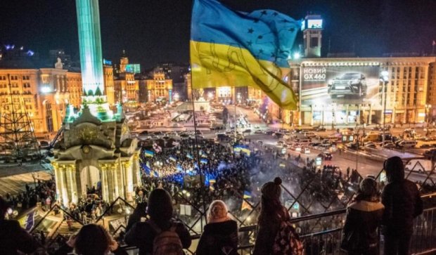 Посольство США поздравило украинцев с годовщиной Революции Достоинства (видео)