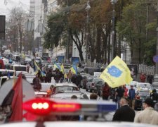 Вічна війна: на що влада підштовхнула власників "євроблях"