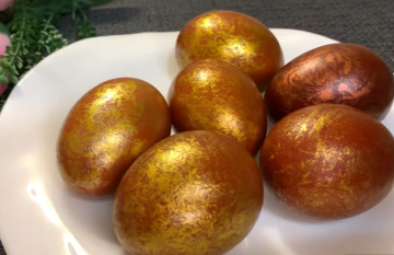 Золоті яйця на Великдень, кадр з відео