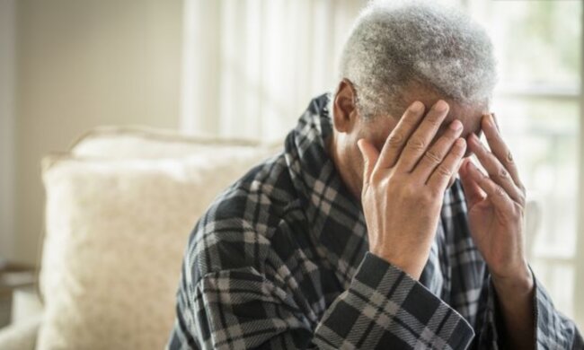 Пожилой мужчина