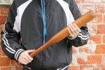 Планував вбивство рідної матері: у Києві жорстоко побили подружню пару, кинув помирати на сходах