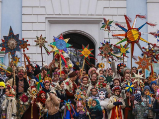 Різдво, Київ, колядники, фото із соцмереж