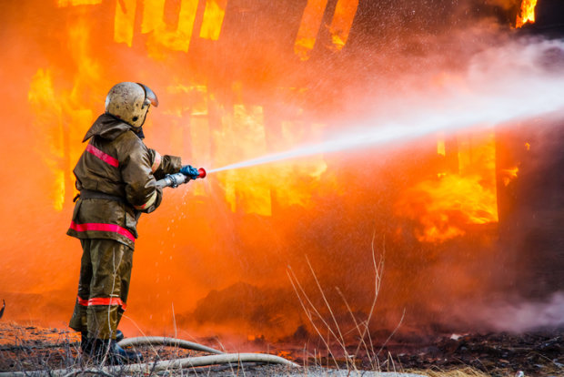 В ужасном пожаре на Харьковщине заживо сгорел человек