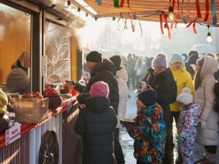Украинцы, ВДНГ, дети, фото из соцсетей