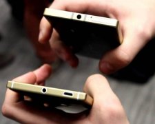 Секретна мобільна новинка порадує "багатим забарвленням"