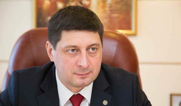 Главу одесского филиала АМПУ Игоря Ткачука обвинили в коррупции, Лещенко рассказал о махинациях с буксирами