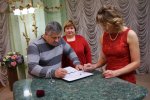 Київ пережив весільний бум 14 лютого: кохання по-німецьки, пари за 40 та тренд "одинаків"