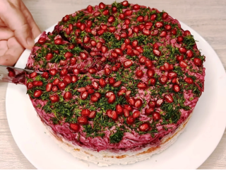 Салат Губернаторський, кадр з відео