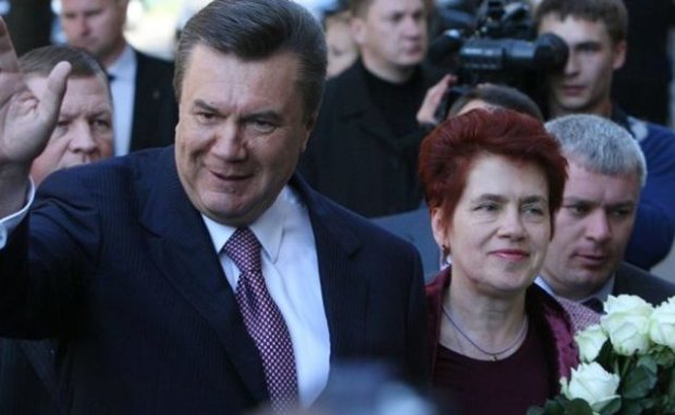 В одиночестве, рядом с кладбищем: как теперь живет экс-жена "легитимного" Людмила Янукович