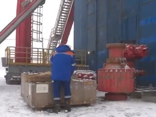 Видобування газу, скріншот з відео