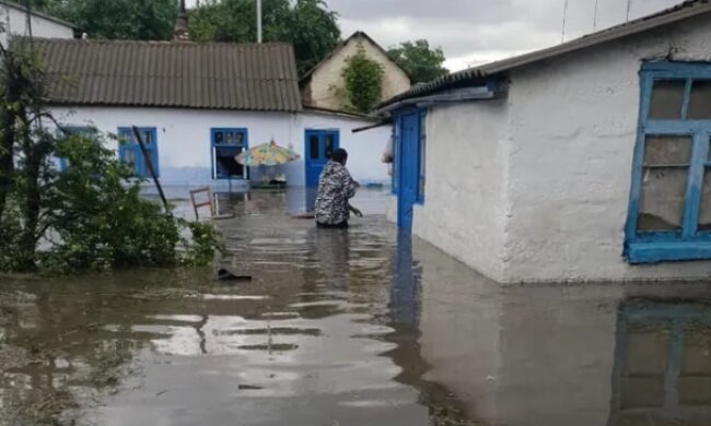Потоп в Криму, в місті Саки