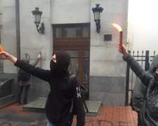 Міськраду Харкова взяли штурмом, є постраждалі