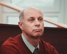Донецький професор похизувався 17-річною коханкою (фото)