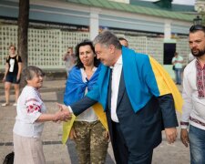 "Білявка на мільйон" епохи Порошенка втопить в заздрості дружину будь-якого шейха: елітні шуби, круті тачки і коштовності