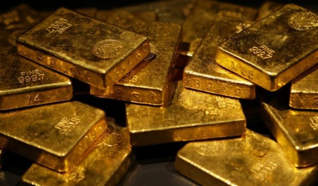 Украинцы хранят более 10 тонн золота