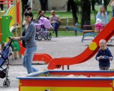 Многодетные мамы Украины получили собственную бесплатную армию адвокатов