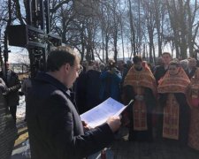 Скандальний закон у дії: в Польщі викликали поліцію всього за одну фразу