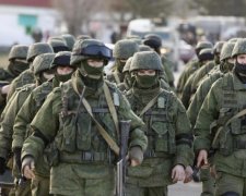 Крим "віджимали" 70 тисяч російських військових - розвідка
