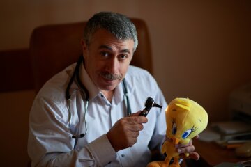 Доктор Комаровский рассказал, как правильно кормить ребенка: к чему может привести "синдром чистой тарелки"
