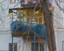 У Києві помітили балкон справжнього капітана