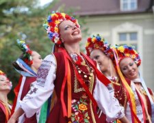 "Дим сигарет з ментолом": ці українські пісні росіяни привласнили собі