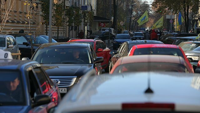 Не гони: в Киеве ввели "зимний" запрет на быструю езду