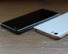 2 секретных смартфона от Xiaomi обнаружили в сети