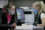 оформление документов, скриншот из видео