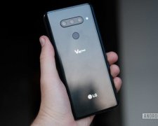 LG V40 ThinQ: корейцы представили монстра с пятью камерами