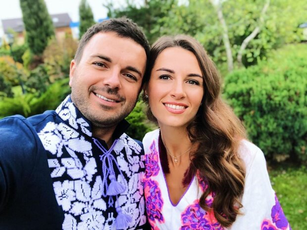 Григорий Решетник с женой, фото Karavan.ua