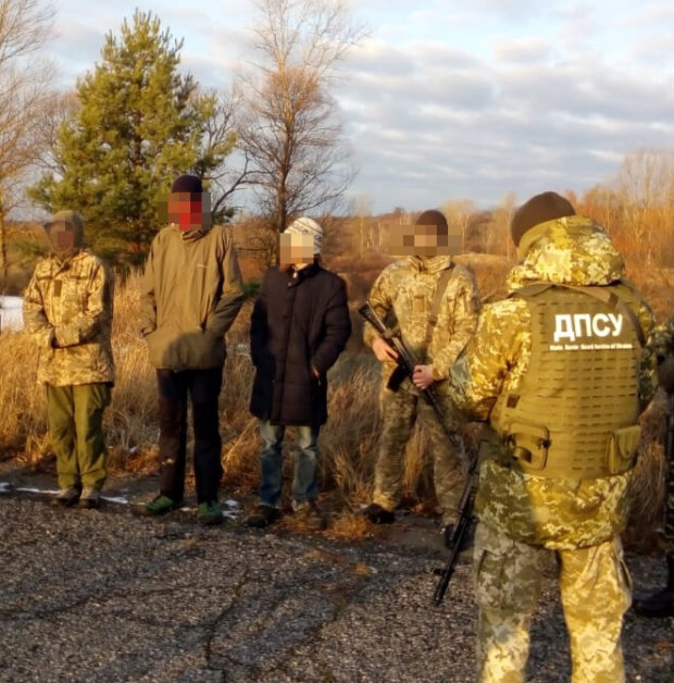 Шашлыки отменены: в чернобыльской зоне пограничники задержали "веселую" компанию - россиянку и двух украинцев