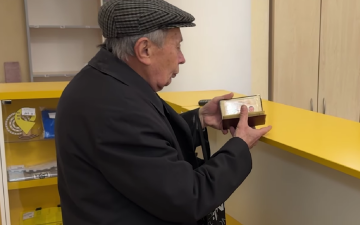 Пенсіонер. Фото: скрін youtube