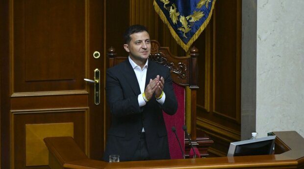 "Будем принимать законы сами": Зеленский категорично высказался насчет ситуации в Раде и успокоил украинцев