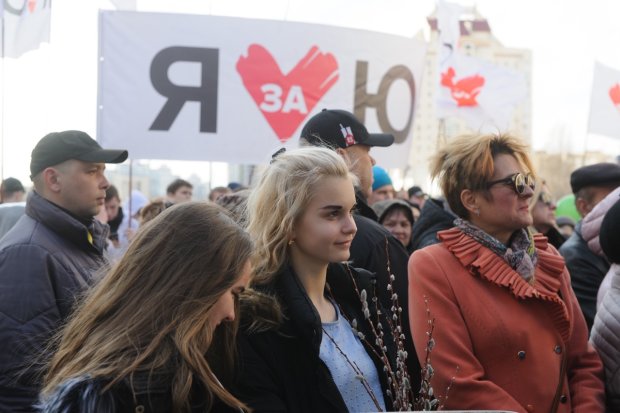 Тысячи киевлян пришли услышать слова Тимошенко