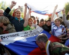 Пенсионерки "ЛНР" устроили ролевые игры