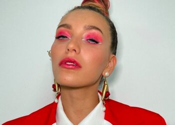 Регина Тодоренко, instagram.com/reginatodorenko/