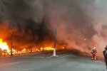 Столичний вокзал в диму, язики полум'я захопили будівлю - пасажири чимдуж намагаються врятуватись