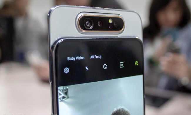 Samsung Galaxy A80