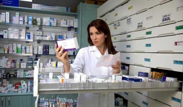 Возврат к старой системе закупок лекарств опасен для украинцев