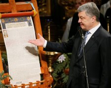 Стало відомо, хто не підписав Томос для України: ЗМІ розкопали нову "зраду"